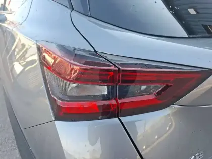 Photo 15 Nissan Juke  HYBRID 143