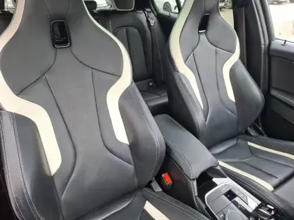 Photo 12 BMW Serie 1 118d 150 ch BVA8