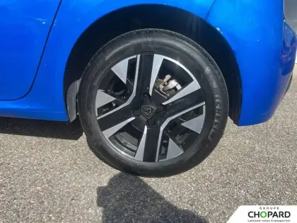 Photo 34 Peugeot 208 Gén. II Ph2 Allure 5