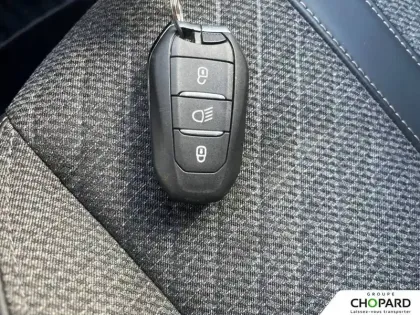 Photo 11 Peugeot 208  PureTech 100 S&S BVM6