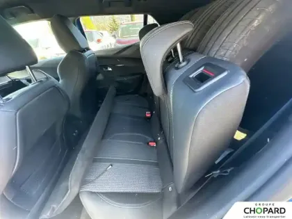 Photo 18 Peugeot 2008  PureTech 130 S&S EAT8