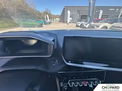 Photo 11 Peugeot 2008  PureTech 130 S&S EAT8