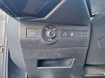 Photo 27 DS DS 7 DS7 Crossback PureTech 180 EAT8