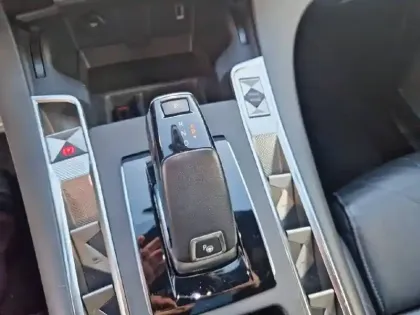 Photo 13 DS DS 7 DS7 Crossback PureTech 180 EAT8