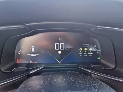 Photo 9 DS DS 7 DS7 Crossback PureTech 180 EAT8