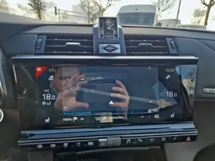 Photo 17 DS DS 7 DS7 Crossback PureTech 180 EAT8