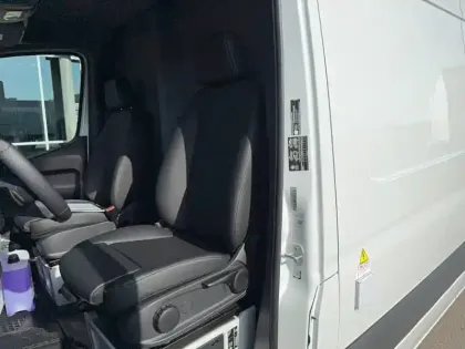 Photo 10 Mercedes Sprinter  FGN 317 CDI 43 3.5T RWD 9G-TRONIC