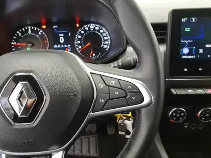 Photo 71 Renault Clio Gén. V (BJA) Ph1 Business 5