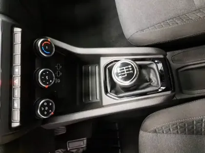 Photo 74 Renault Clio Gén. V (BJA) Ph1 Business 5