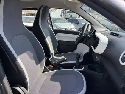 Photo 17 Renault Twingo  III SCe 65