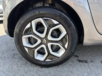 Photo 11 Renault Twingo  III SCe 65