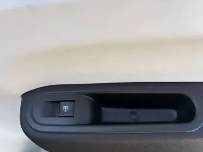 Photo 16 Renault Twingo  III SCe 65