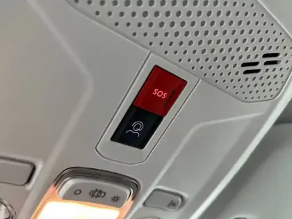 Photo 22 Peugeot 208  Hybrid 110 ch e-DCS6