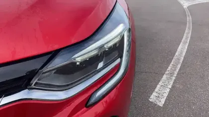 Photo 21 Renault Captur  E-Tech full hybrid 145