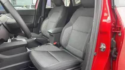 Photo 8 Renault Captur  E-Tech full hybrid 145