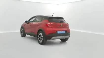 Photo 85 Renault Captur  E-Tech full hybrid 145