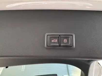 Photo 14 Audi A6  Allroad Quattro V6 3.0 TDI 218 S Tronic