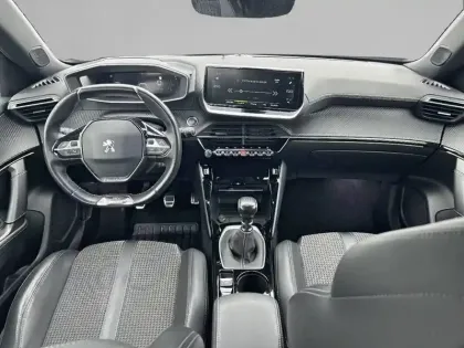 Photo 7 Peugeot 2008  PureTech 130 S&S BVM6