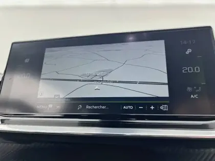 Photo 23 Peugeot 2008  PureTech 130 S&S BVM6