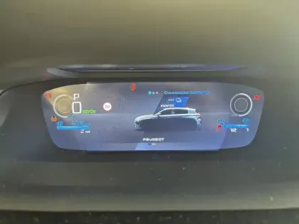 Photo 9 Peugeot 308  Electrique 55 kWh 156ch