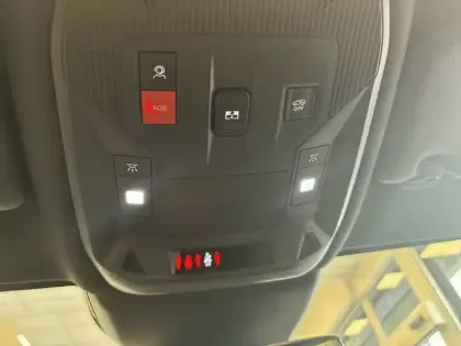 Photo 17 Peugeot 308  Electrique 55 kWh 156ch