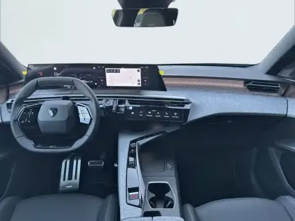 Photo 47 Peugeot 3008  Hybrid 145 e-DCS6