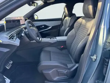 Photo 10 Peugeot 3008  Hybrid 145 e-DCS6