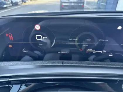 Photo 49 Peugeot 3008  Hybrid 145 e-DCS6