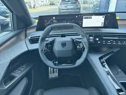 Photo 8 Peugeot 3008  Hybrid 145 e-DCS6