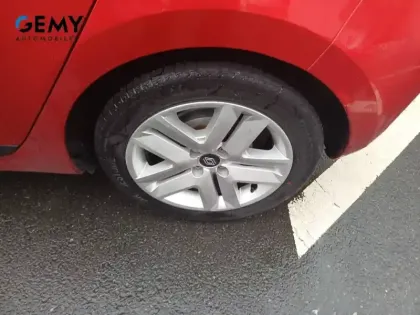 Photo 10 Renault Clio  E-Tech full hybrid 145