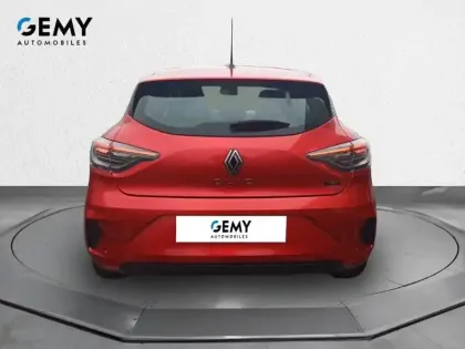 Photo 34 Renault Clio  E-Tech full hybrid 145