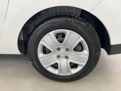 Photo 28 Dacia Lodgy Gén. I (J92) Ph2 NG Essentiel 5