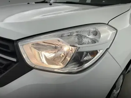 Photo 31 Dacia Lodgy Gén. I (J92) Ph2 NG Essentiel 5