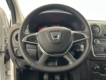 Photo 23 Dacia Lodgy Gén. I (J92) Ph2 NG Essentiel 5