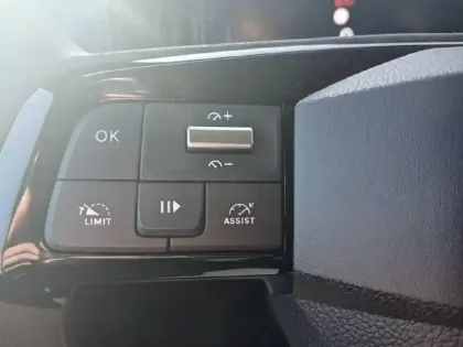 Photo 60 Opel Combo  CARGO M 650 KG BLUEHDI 100 S&S BVM6