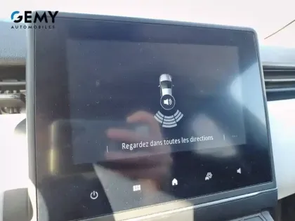 Photo 16 Renault Clio  E-Tech full hybrid 145