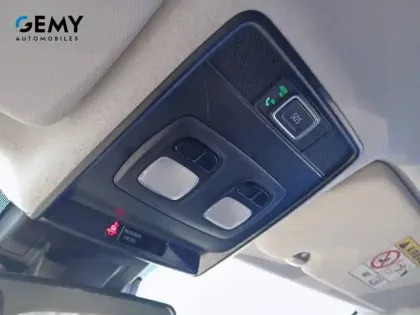 Photo 19 Renault Clio  E-Tech full hybrid 145