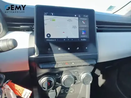 Photo 15 Renault Clio  E-Tech full hybrid 145