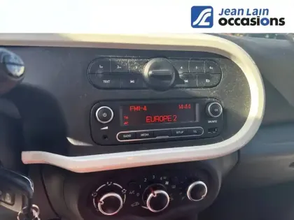 Photo 14 Renault Twingo  III 0.9 TCe 90 Energy E6C