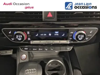 Photo 53 Audi A4 RS4 Avant V6 2.9 TFSI 450 ch Tiptronic 8