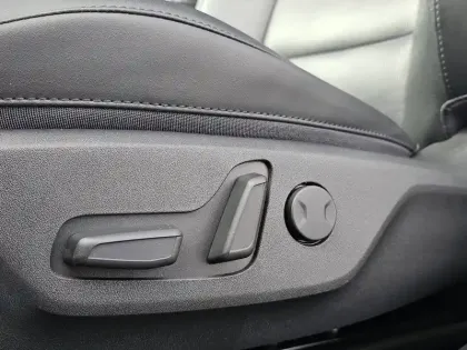 Photo 21 Kia Niro  1.6 GDI 141 HEV DCT6