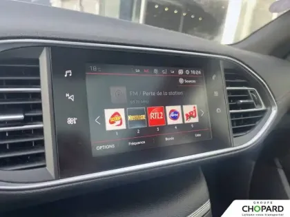 Photo 44 Peugeot 308  PureTech 130ch S&S EAT8