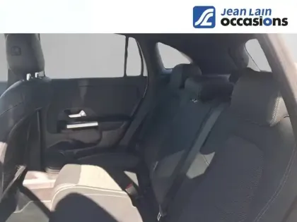 Photo 16 Mercedes GLA  200 d 8G-DCT