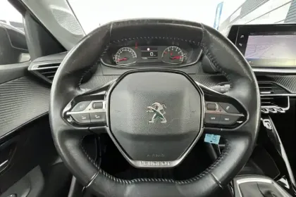 Photo 16 Peugeot 208  PureTech 100 S&S BVM6