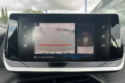 Photo 19 Peugeot 208  PureTech 100 S&S BVM6