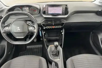 Photo 63 Peugeot 208  PureTech 100 S&S BVM6