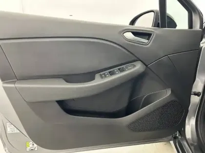 Photo 48 Renault Clio Gén. V (BJA) Ph2 Evolution 5