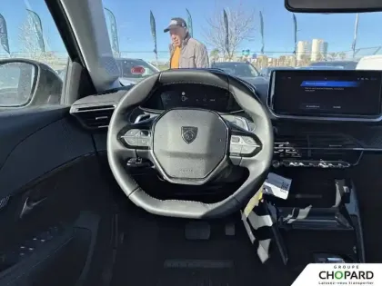 Photo 15 Peugeot 208  Hybrid 100 e-DCS6