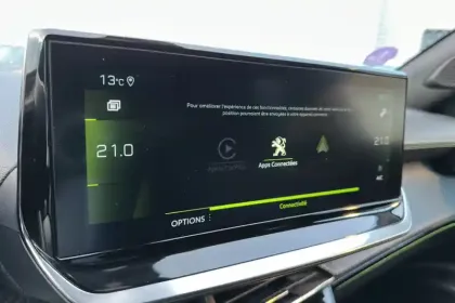 Photo 13 Peugeot 2008  PureTech 130 S&S BVM6