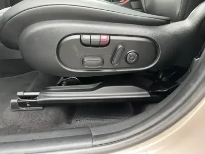 Photo 29 Mini Mini Countryman 125 - 95 ch ALL4 BVA6